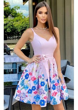 Koktajlowa sukienka w kwiaty 247-17 ze sklepu intimiti.pl w kategorii Sukienki - zdjęcie 187903756