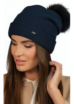 Wełniana czapka damska z pomponem Chiru granatowa ze sklepu intimiti.pl w kategorii Czapki zimowe damskie - zdjęcie 187906696