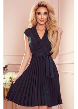 Numoco 385-3 WENDY plisowana sukienka z kopertowym dekoltem ze sklepu intimiti.pl w kategorii Sukienki - zdjęcie 187908715