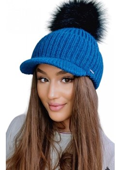 Kamea Amarylis czapka z daszkiem i pomponem chabrowa ze sklepu intimiti.pl w kategorii Czapki zimowe damskie - zdjęcie 187908789