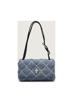 Marc Jacobs Jeansowa torebka na ramię The Quilted Denim Mini Dual Shoulder Bag ze sklepu Gomez Fashion Store w kategorii Listonoszki - zdjęcie 187911208