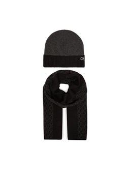 Zestaw Szalik i Czapka Calvin Klein Gs Ck Monogram Beanie + Scarf K50K512390 Czarny ze sklepu eobuwie.pl w kategorii Czapki zimowe męskie - zdjęcie 187912816