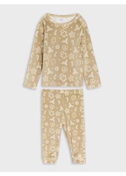 Sinsay - Welurowa piżama dwucześciowa z motywem pierniczków i świątecznych symboli - beżowy ze sklepu Sinsay w kategorii Komplety niemowlęce - zdjęcie 187914048