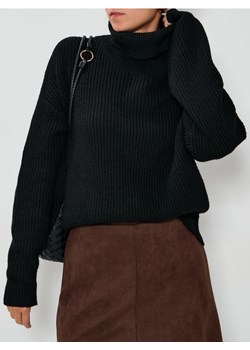 Sinsay - Prążkowany golf - czarny ze sklepu Sinsay w kategorii Swetry damskie - zdjęcie 187915745