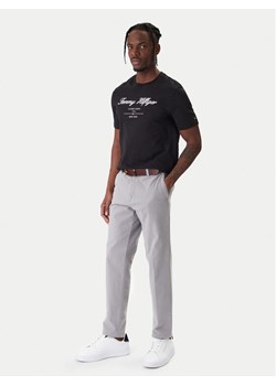 Tommy Hilfiger T-Shirt Script Logo MW0MW33691 Czarny Regular Fit ze sklepu MODIVO w kategorii T-shirty męskie - zdjęcie 187917687
