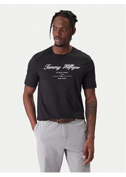 Tommy Hilfiger T-Shirt Script Logo MW0MW33691 Czarny Regular Fit ze sklepu MODIVO w kategorii T-shirty męskie - zdjęcie 187919346