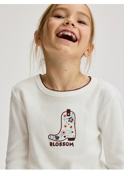 Reserved - Koszulka z haftem - złamana biel ze sklepu Reserved w kategorii Bluzki dziewczęce - zdjęcie 187920115