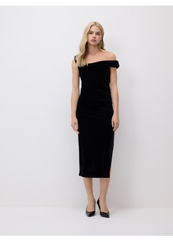 Reserved - Welurowa sukienka midi - czarny ze sklepu Reserved w kategorii Sukienki - zdjęcie 187923315
