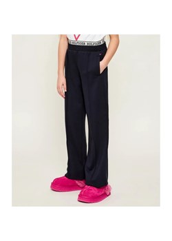 Tommy Hilfiger Spodnie dresowe Monotype | Regular Fit ze sklepu Gomez Fashion Store w kategorii Spodnie dziewczęce - zdjęcie 187924859