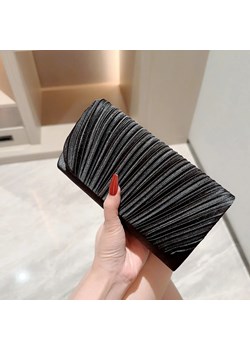 Plisowana wieczorowa kopertówka - Czarny ze sklepu Intimica.pl w kategorii Kopertówki - zdjęcie 187927305