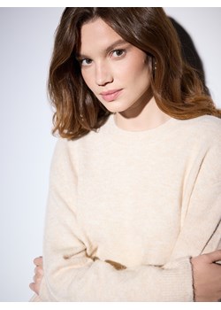 Mohito - Sweter z dodatkiem wełny - beżowy ze sklepu Mohito w kategorii Swetry damskie - zdjęcie 187932338