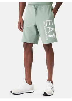 EA7 Emporio Armani Szorty sportowe 7M001414 AF22266 U7243 Zielony Regular Fit ze sklepu MODIVO w kategorii Spodenki męskie - zdjęcie 187934117