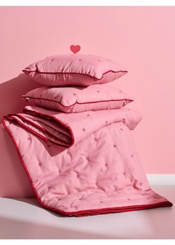 Sinsay - Narzuta na łóżko w serca - różowy ze sklepu Sinsay w kategorii Narzuty i kapy - zdjęcie 187937669