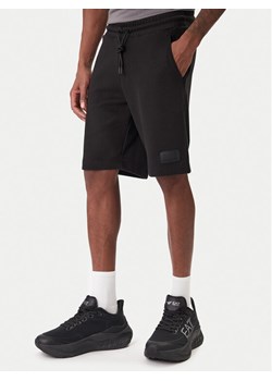 EA7 Emporio Armani Szorty sportowe 7M001365 AF22262 UC001 Czarny Regular Fit ze sklepu MODIVO w kategorii Spodenki męskie - zdjęcie 187938218