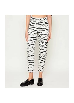 Marc Cain Jeansy FEURA | Regular Fit ze sklepu Gomez Fashion Store w kategorii Jeansy damskie - zdjęcie 187944277