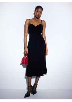 Mohito - Welurowa sukienka midi - czarny ze sklepu Mohito w kategorii Sukienki - zdjęcie 187947539