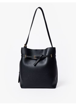 Mohito - Czarna torebka na ramię - czarny ze sklepu Mohito w kategorii Listonoszki - zdjęcie 187947588