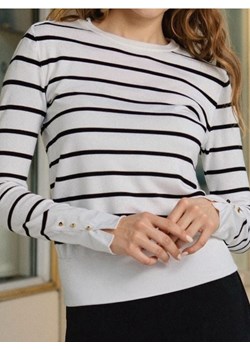 Sinsay - Sweter z ozdobnymi guzikami - wielobarwny ze sklepu Sinsay w kategorii Swetry damskie - zdjęcie 187950537