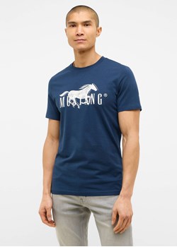 Męski T-Shirt Mustang Style Austin Dress Blues 1016492 5334 ze sklepu YouNeedit.pl w kategorii T-shirty męskie - zdjęcie 187961846