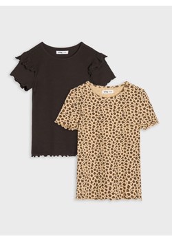 Sinsay - Prążkowana koszulka z ozdobnymi falbankami 2 pack - wielobarwny ze sklepu Sinsay w kategorii Bluzki dziewczęce - zdjęcie 187966159