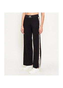 Elisabetta Franchi Spodnie dzianinowe | Regular Fit ze sklepu Gomez Fashion Store w kategorii Spodnie damskie - zdjęcie 187970616