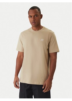 adidas T-Shirt Trefoil Essentials KE1189 Beżowy Regular Fit ze sklepu MODIVO w kategorii T-shirty męskie - zdjęcie 187971226