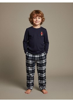 Sinsay - Piżama z flanelowymi spodniami w kratę - granatowy ze sklepu Sinsay w kategorii Piżamy dziecięce - zdjęcie 187972685