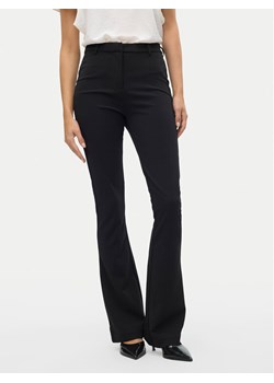 Vero Moda Spodnie materiałowe Vmamira 10250284 Czarny Regular Fit ze sklepu MODIVO w kategorii Spodnie damskie - zdjęcie 187976196
