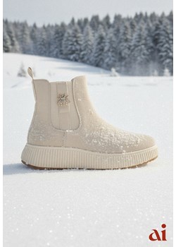 Beżowe Botki Typu Sztyblety na Tłoczonej Platformie Zdobione Metalową Aplikacją Allecia ze sklepu renee.pl w kategorii Botki - zdjęcie 187978216