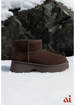 Ciemnobrązowe Śniegowce z Imitacji Zamszu o Wsuwanym Fasonie na Platformie Reilessa ze sklepu renee.pl w kategorii Śniegowce damskie - zdjęcie 187978249