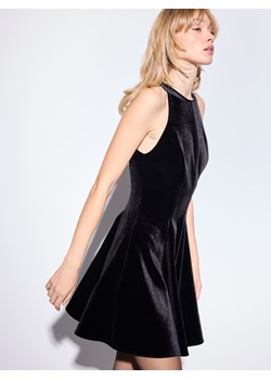 Mohito - Welurowa czarna sukienka mini - czarny ze sklepu Mohito w kategorii Sukienki - zdjęcie 187981626