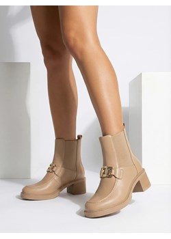 Royalfashion Botki damskie na niskim słupku Ewios ze sklepu royalfashion.pl w kategorii Botki - zdjęcie 187982096
