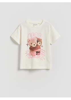 Reserved - Bawełniany t-shirt z nadrukiem - złamana biel ze sklepu Reserved w kategorii Bluzki dziewczęce - zdjęcie 187983148