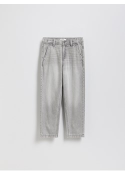 Reserved - Jeansy Carrot - jasnoszary ze sklepu Reserved w kategorii Spodnie chłopięce - zdjęcie 187983158