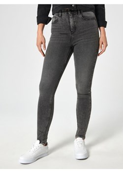 Sinsay - Jeansy super high waist skinny - szary ze sklepu Sinsay w kategorii Jeansy damskie - zdjęcie 187983598