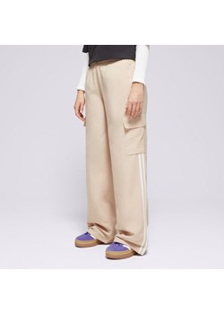 adidas spodnie 3s cargo pants iz0717 ze sklepu 50style.pl w kategorii Spodnie damskie - zdjęcie 187984125