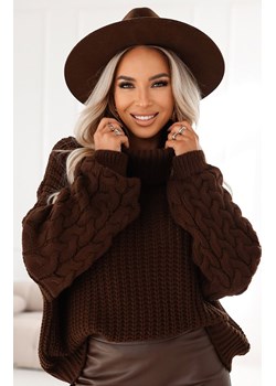 Ciepły i mięsisty golf oversize z szerokimi rękawami czekoladowy 650-1, Kolor czekoladowy, Rozmiar one size, NUMOCO BASIC ze sklepu Primodo w kategorii Bluzki damskie - zdjęcie 187987556