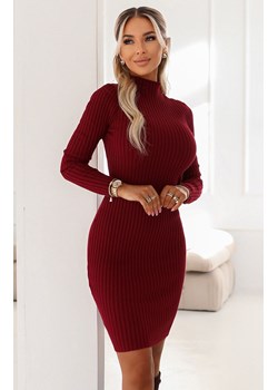 Elegancka dopasowana sukienka sweterkowa z golfem bordowa 652-1, Kolor bordowy, Rozmiar one size, NUMOCO BASIC ze sklepu Primodo w kategorii Sukienki - zdjęcie 187987566