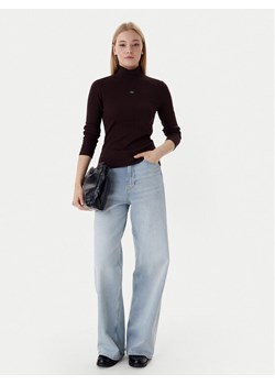 Calvin Klein Jeans Golf LV047D203G Brązowy Slim Fit ze sklepu MODIVO w kategorii Swetry damskie - zdjęcie 187989155