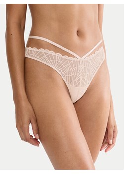 Triumph Stringi That Night In Vegas 10224867 Beżowy ze sklepu MODIVO w kategorii Majtki damskie - zdjęcie 187989179