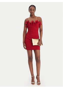 Guess Sukienka koktajlowa W6RK80 WI342 Czerwony Classic Fit ze sklepu MODIVO w kategorii Sukienki - zdjęcie 187989225