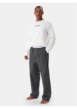 Calvin Klein Piżama Ls Tee LV00NM2953 Biały Regular Fit ze sklepu MODIVO w kategorii Piżamy męskie - zdjęcie 187989267