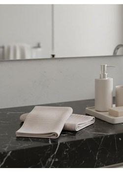 Sinsay - Zestaw bawełnianych ręczników o prążkowanej strukturze 2 pack - beżowy ze sklepu Sinsay w kategorii Ręczniki - zdjęcie 187992187