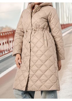 Sinsay - Pikowana kurtka puffer z kapturem - beżowy ze sklepu Sinsay w kategorii Kurtki damskie - zdjęcie 187994978
