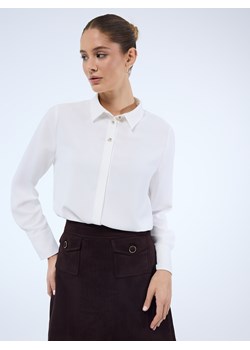 Mohito - Koszula regular fit - kremowy ze sklepu Mohito w kategorii Koszule damskie - zdjęcie 187995945