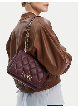 Torebka Nine West CEO-CHARLOTTE-I-S22558 Bordowy ze sklepu eobuwie.pl w kategorii Listonoszki - zdjęcie 187997599