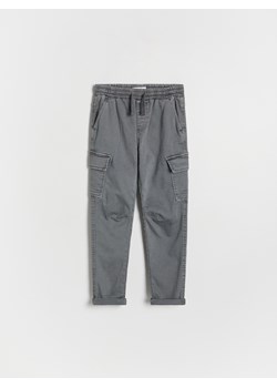 Reserved - Wysokoelastyczne spodnie cargo - ciemnoszary ze sklepu Reserved w kategorii Spodnie chłopięce - zdjęcie 188002778
