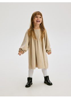 Reserved - Sukienka z długim rękawem - beżowy ze sklepu Reserved w kategorii Sukienki dziewczęce - zdjęcie 188002897
