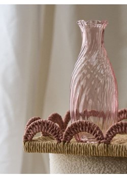 Sinsay - Szklany wazon z tłoczonym wzorem - różowy ze sklepu Sinsay w kategorii Wazony - zdjęcie 188007557