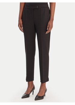 BOSS Spodnie materiałowe Tapria-Crop 50556341 Czarny Slim Fit ze sklepu MODIVO w kategorii Spodnie damskie - zdjęcie 188007638